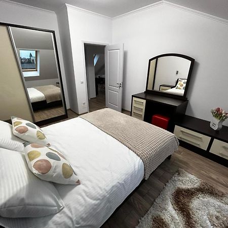 D&M Apartments 2 Сату-Маре Екстер'єр фото